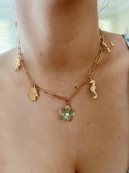 Veranito Necklace